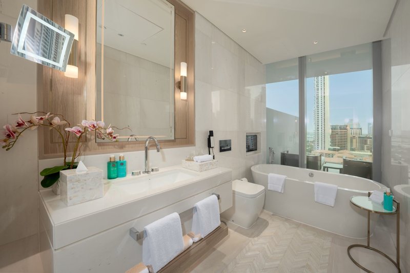 FIVE Luxe 25 - Bathroom Example