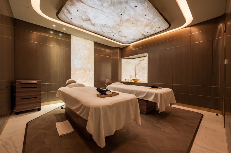 FIVE Luxe 39 - Health & Beauty