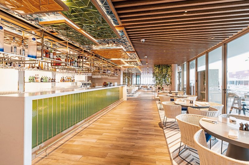FIVE Luxe 14