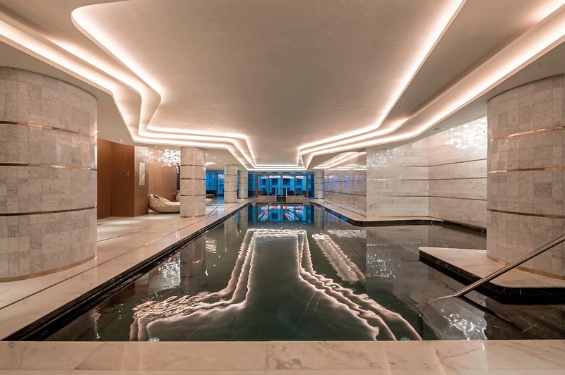 FIVE Luxe 24