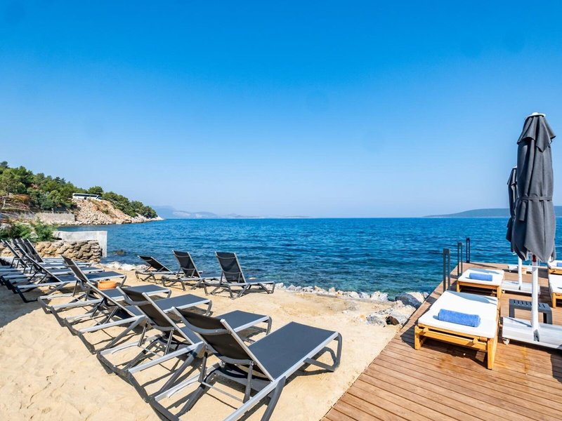 Isolina Bodrum 12