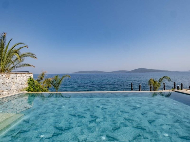 Isolina Bodrum 23