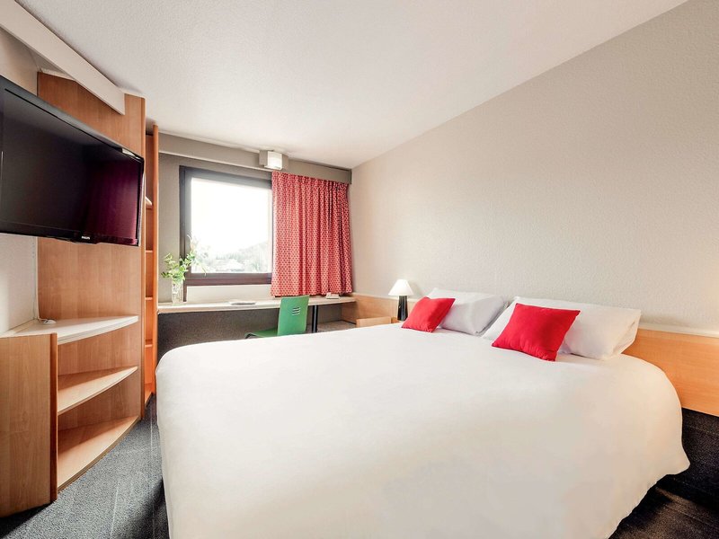Hôtel ibis Lourdes Centre Gare 16