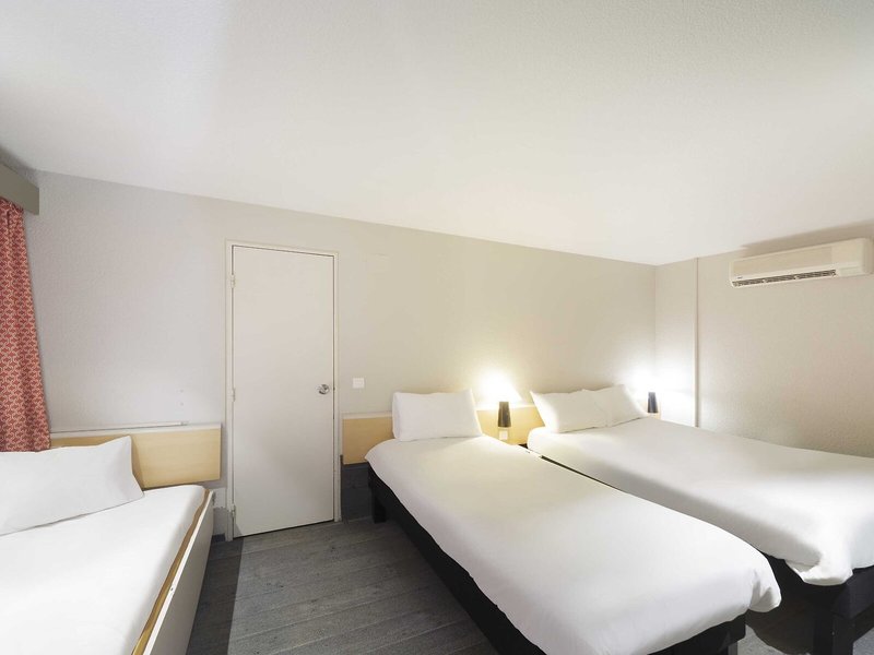 Hôtel ibis Lourdes Centre Gare 19