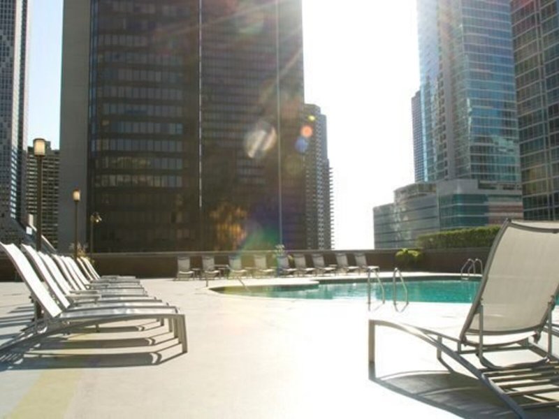Doubletree Chicago Magnificent Mile 7