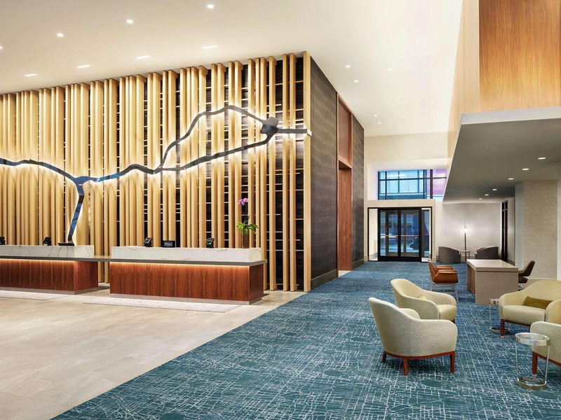Doubletree Chicago Magnificent Mile 12