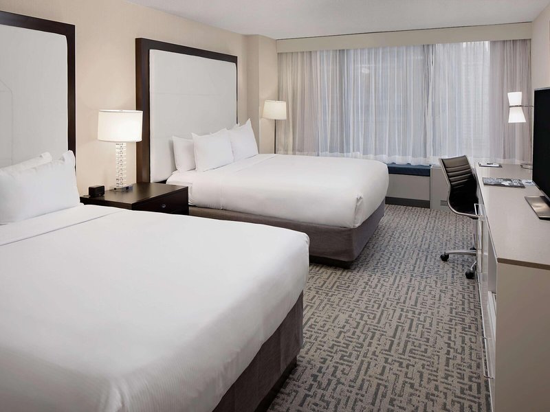 Doubletree Chicago Magnificent Mile 40