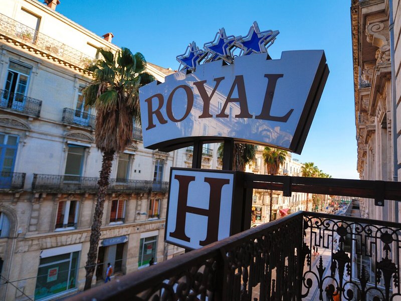 Royal 3