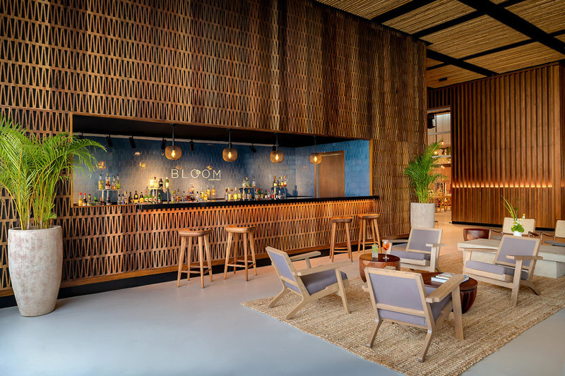Hyatt Vivid Grand Island 22