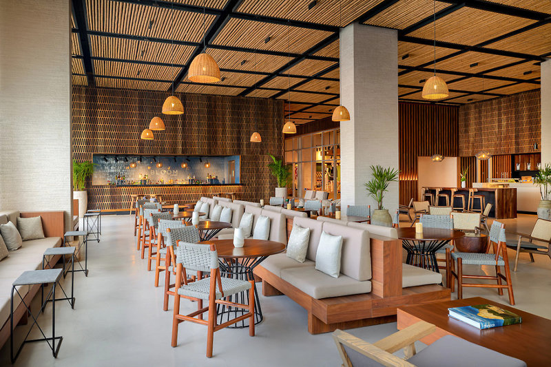 Hyatt Vivid Grand Island 23