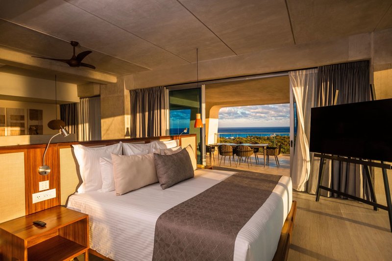 Hyatt Vivid Grand Island 27