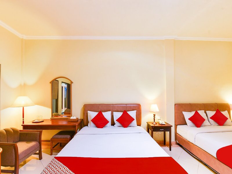 SUPER OYO Townhouse Oak Maxi Hotel Legian 25