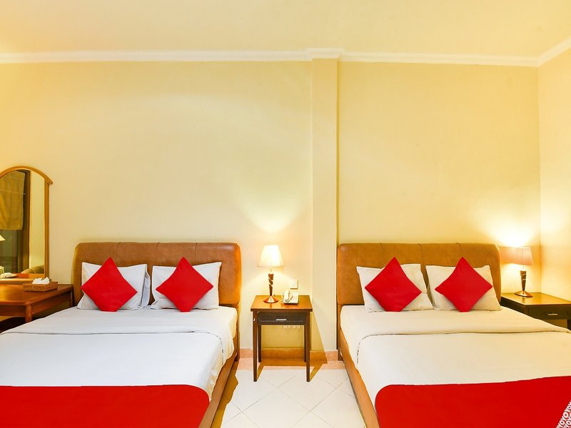 SUPER OYO Townhouse Oak Maxi Hotel Legian 27