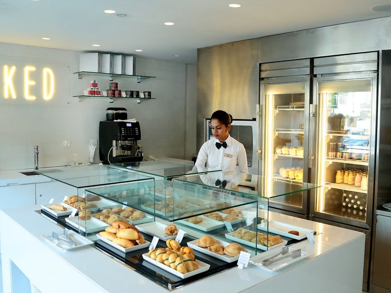 Ramada by Wyndham Colombo 16