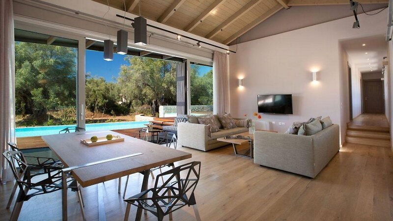 Agrikies Villas 4 - Room Example
