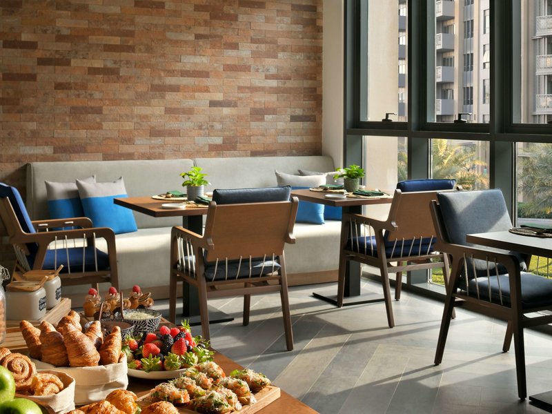 Mercure Dubai Deira 3