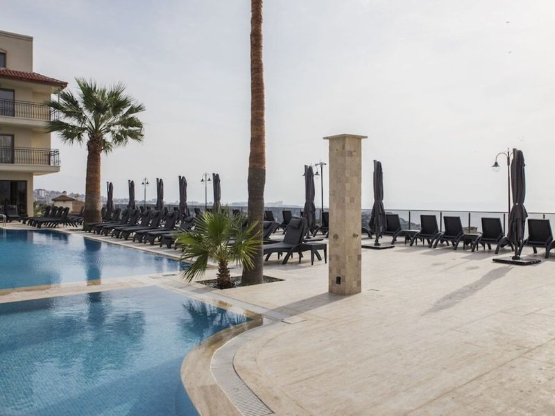 Neopol Hotel Deluxe 22 - Outdoor Pool