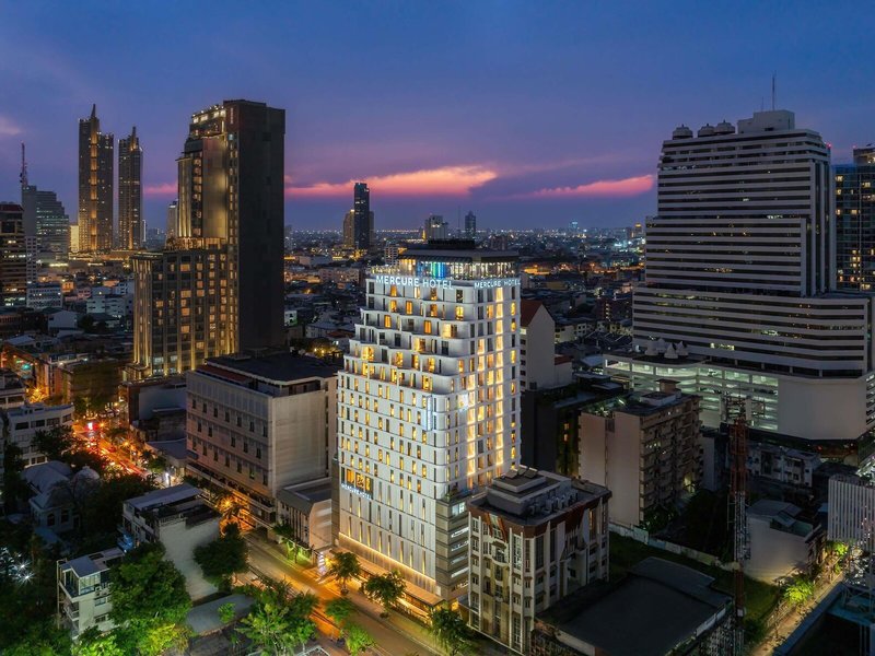 Mercure Bangkok Surawong 1