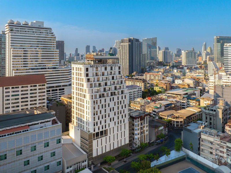 Mercure Bangkok Surawong 4
