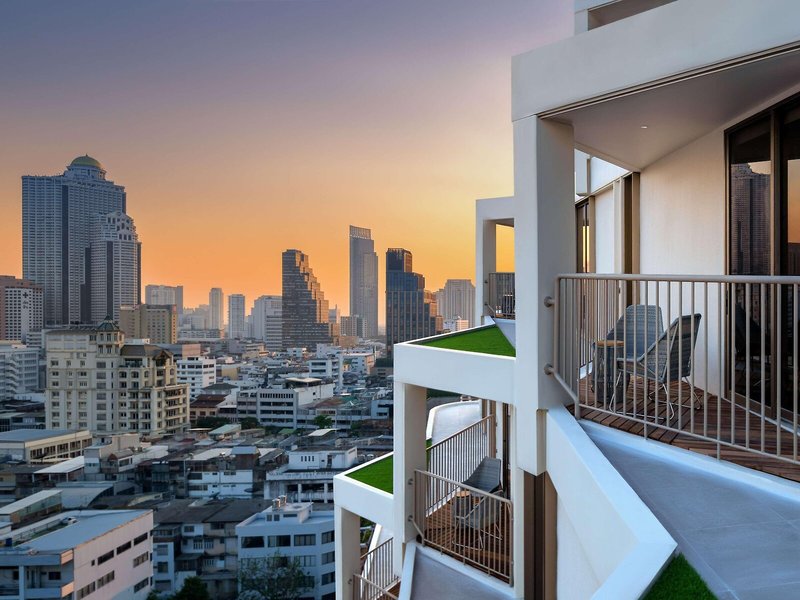 Mercure Bangkok Surawong 5