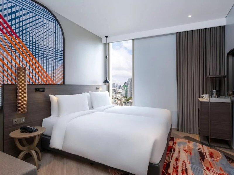 Mercure Bangkok Surawong 36