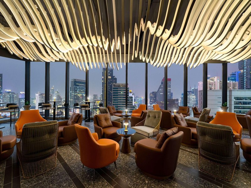 Mercure Bangkok Surawong 8