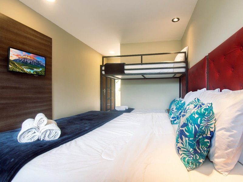 Barra da Lagoa 34 - Room Example