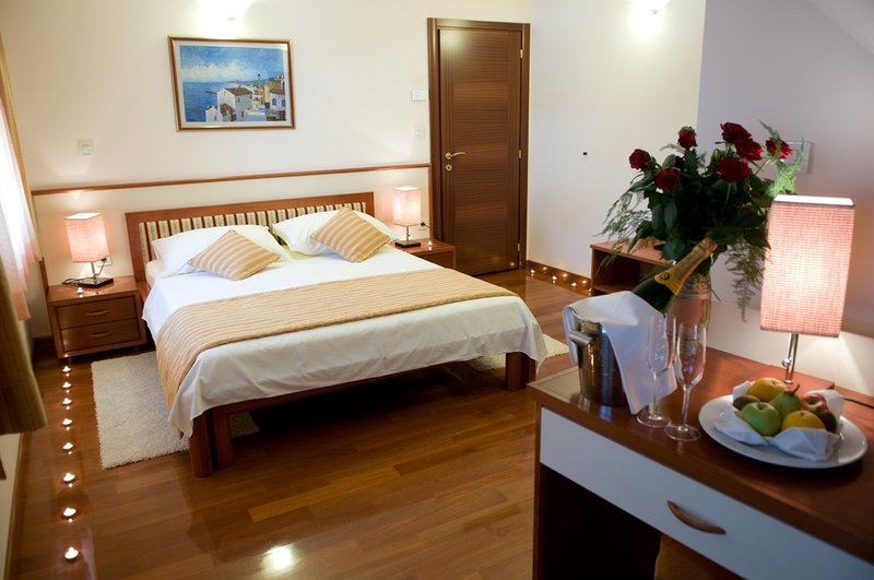 Palace Trogir 37