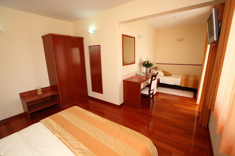 Palace Trogir 38