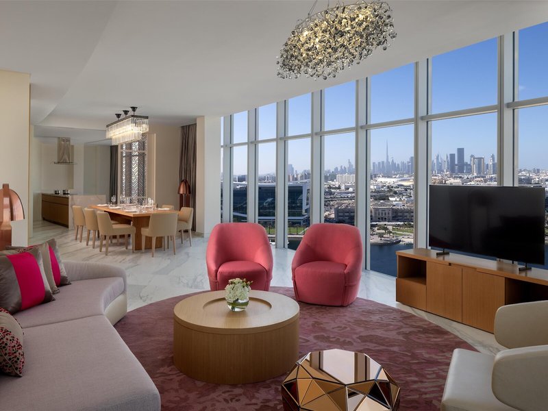 Hilton Dubai Creek Residences 15