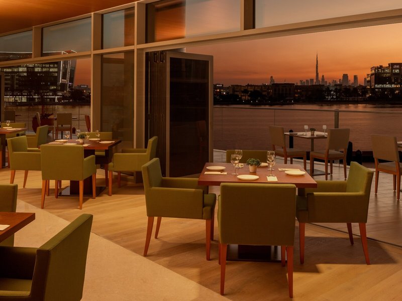 Hilton Dubai Creek Residences 17