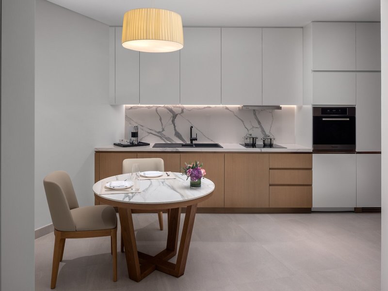 Hilton Dubai Creek Residences 19