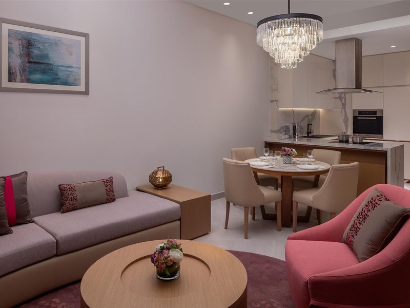 Hilton Dubai Creek Residences 20