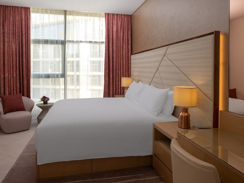 Hilton Dubai Creek Residences 27