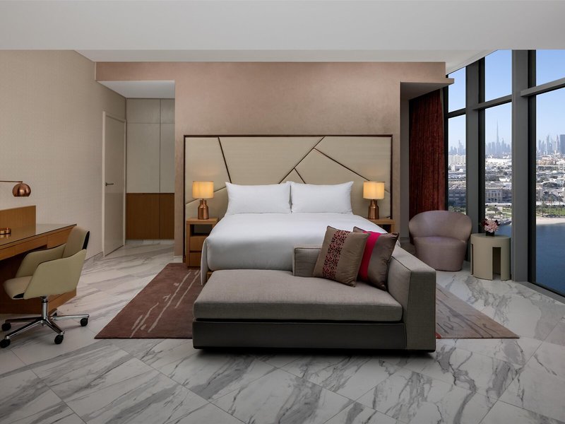 Hilton Dubai Creek Residences 29