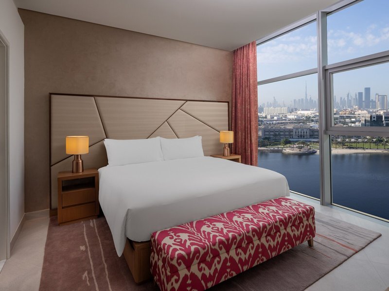 Hilton Dubai Creek Residences 32