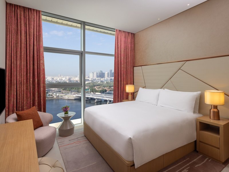 Hilton Dubai Creek Residences 37