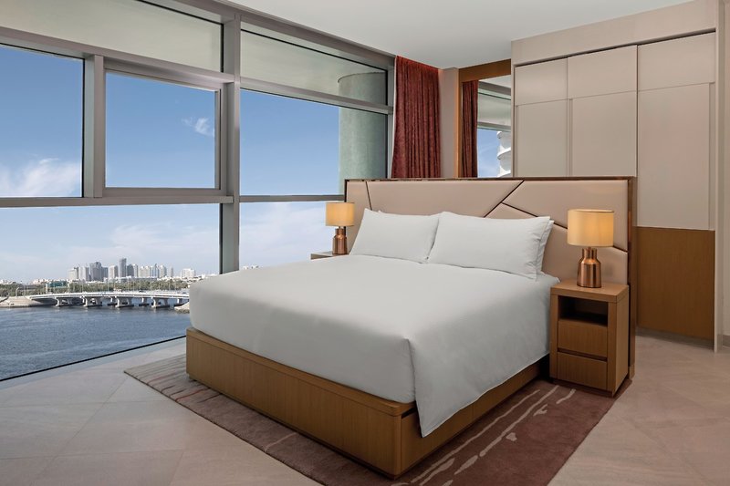 Hilton Dubai Creek Residences 5