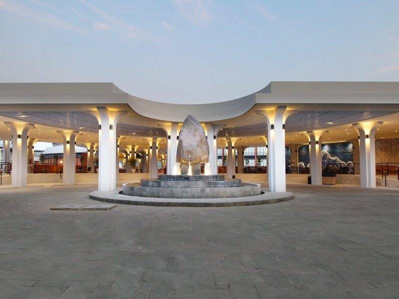 Hotel Santika Premiere Linggarjati Kuningan 1