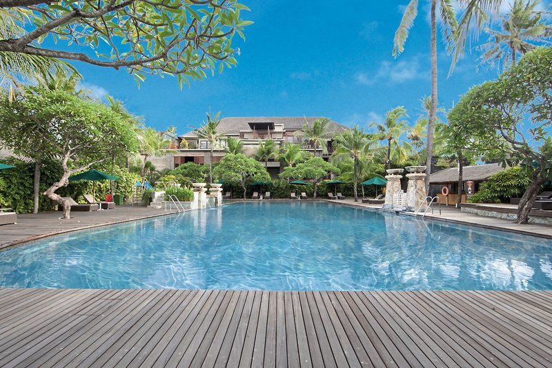 Legian Beach Hotel 4