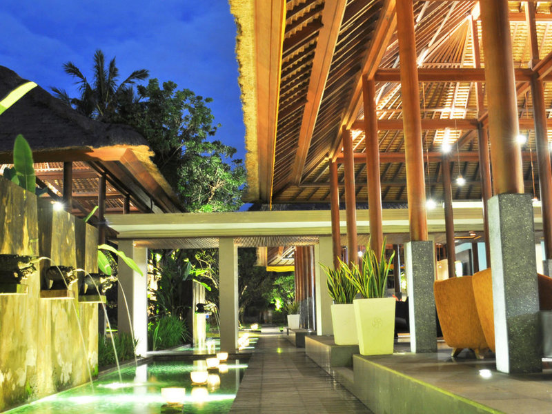 Legian Beach Hotel 2