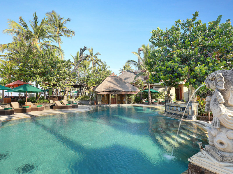 Legian Beach Hotel 11