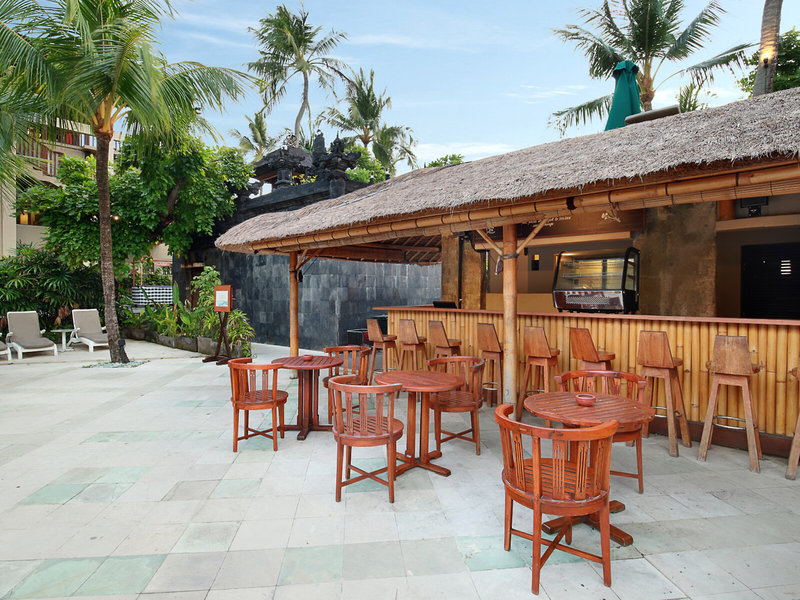 Legian Beach Hotel 24