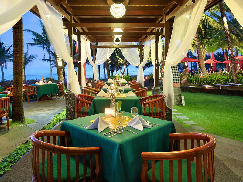 Legian Beach Hotel 28