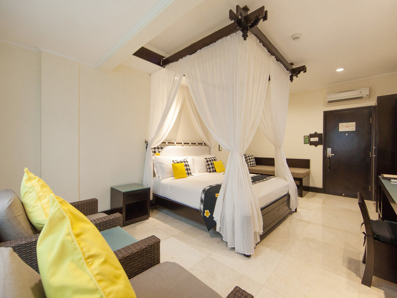 Legian Beach Hotel 40