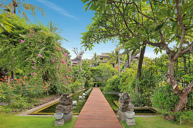 Legian Beach Hotel 24