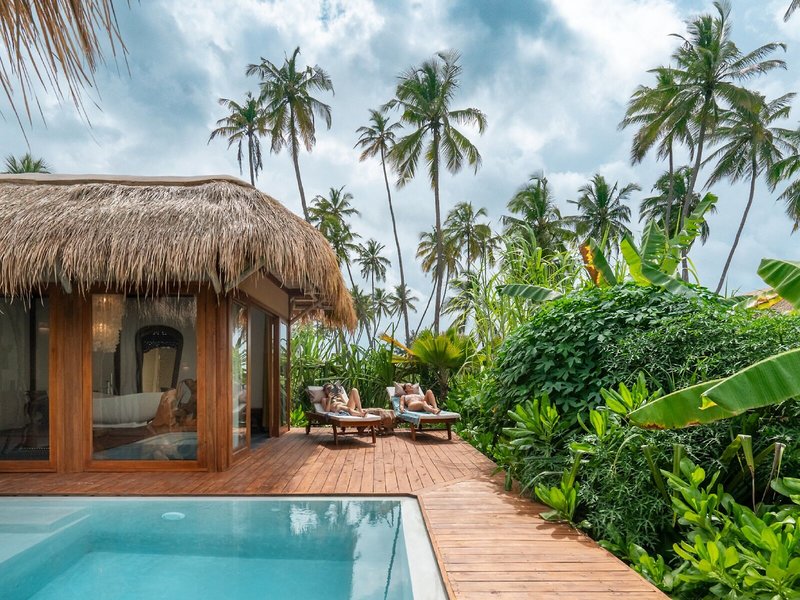 Sensations Eco Chic Hotel 7