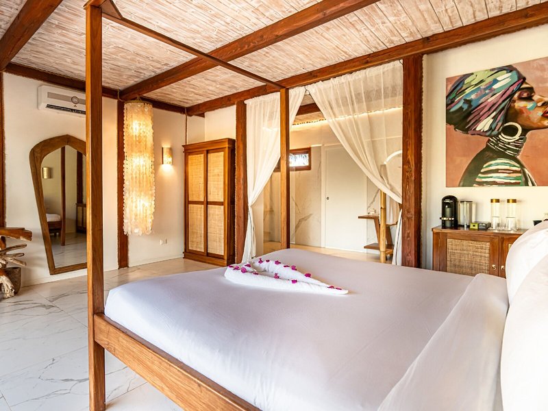 Sensations Eco Chic Hotel 23
