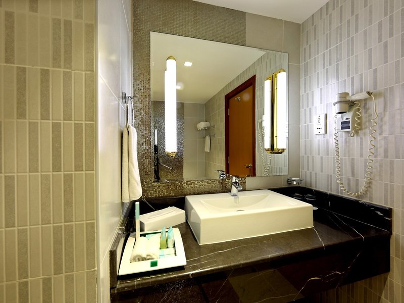 Vision Imperial Hotel 27