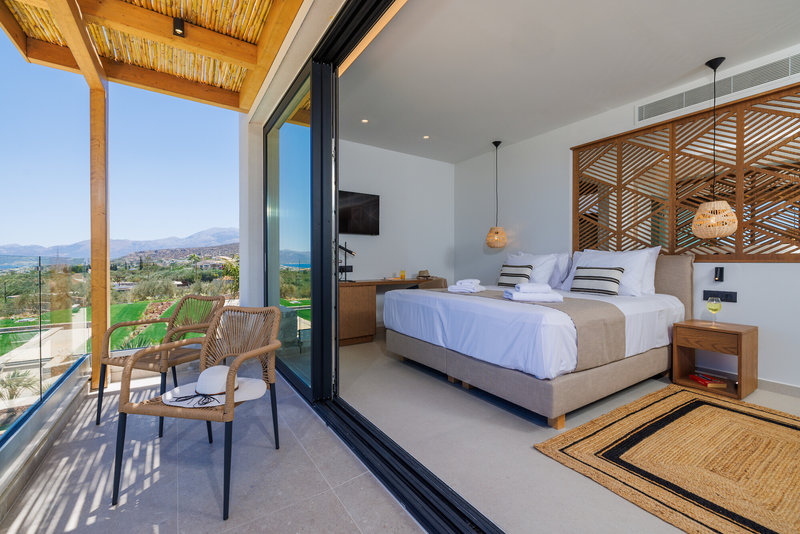 Deos Luxury Suites 11